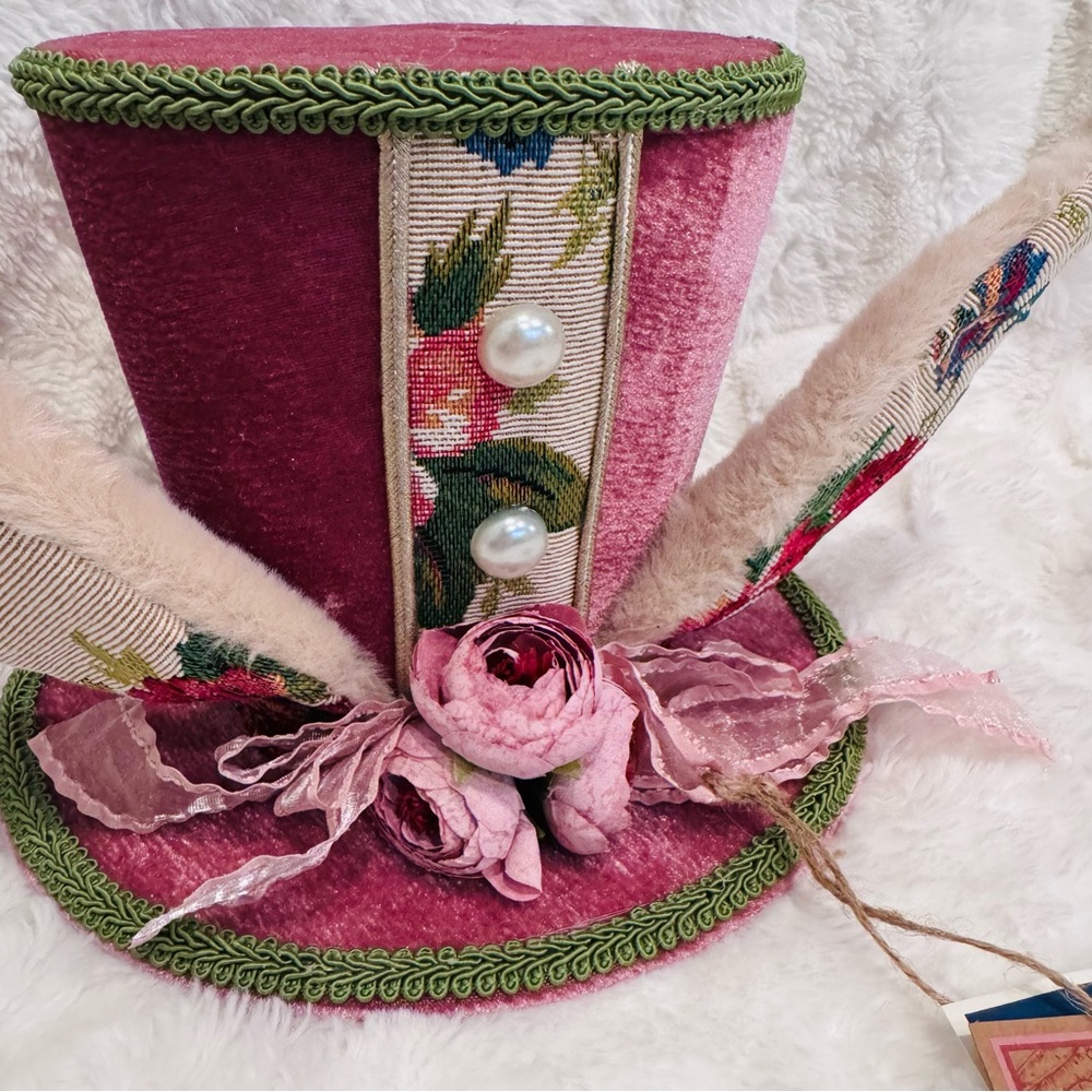 Mad Hatter Begonia Easter Bunny Ears Top Hat Pink Velvet Floral Centerpiece NEW